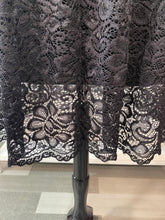 Load image into Gallery viewer, White Leopard Lace Vest (S-3X) Custom