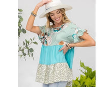 Load image into Gallery viewer, TENLEY Mint Floral Leopard Colorblock Top (S-3X)