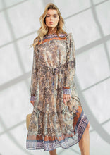 Load image into Gallery viewer, Natural Lilac Printed   Chiffon Printed  Dress
