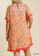 Load image into Gallery viewer, Coral Linen Blend Floral Print Tunic with Pockets and Frayed Hem FB Live
